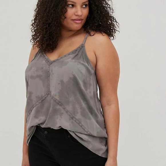 Torrid Grey Challis Swing Cami Top NWT - Picture 2 of 7
